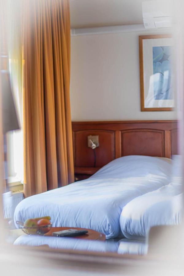 Hotel De Boegschroef Делфзейл Екстериор снимка