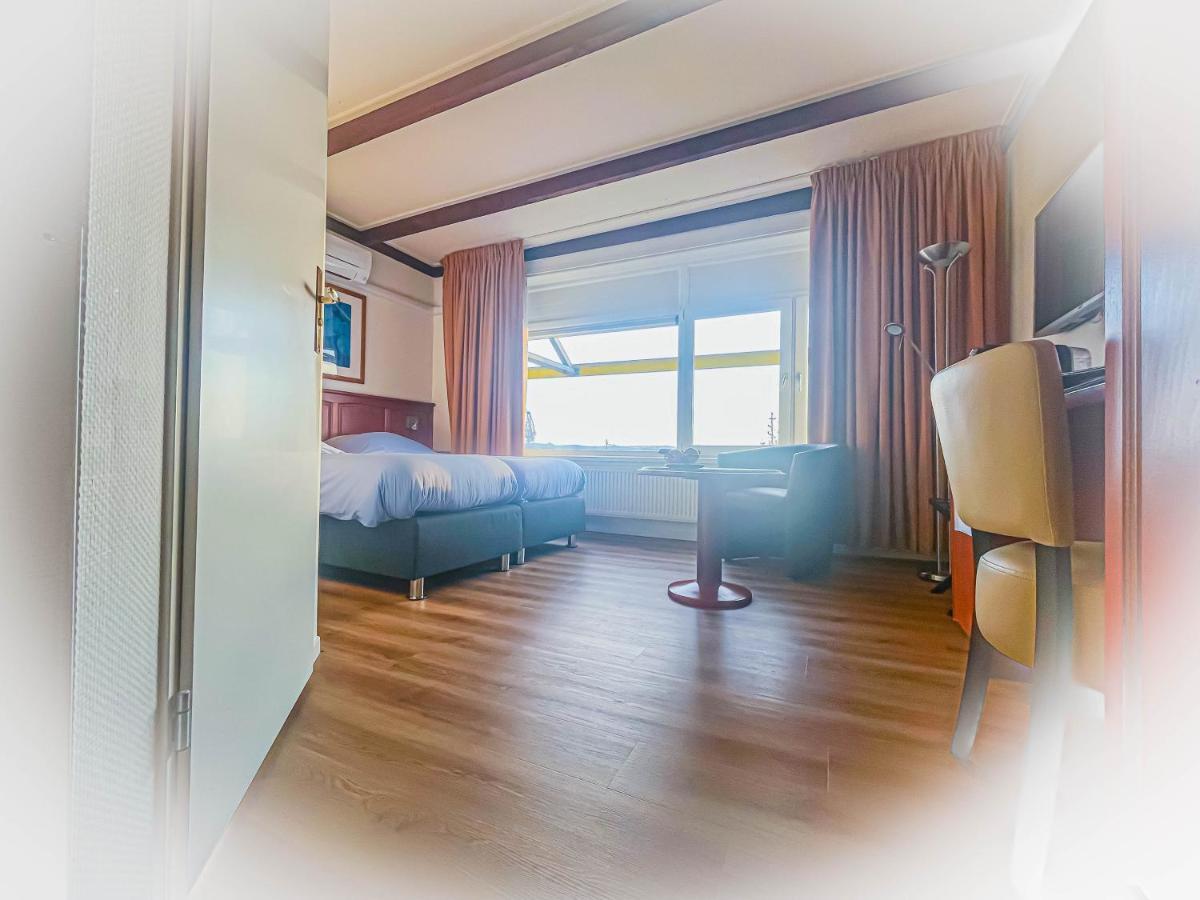 Hotel De Boegschroef Делфзейл Екстериор снимка